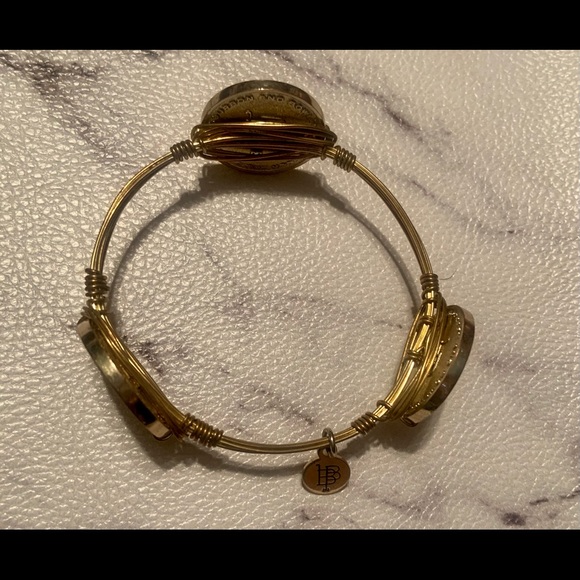 BOURBON AND BOWTIES SIGNATURE COIN GOLD TONE BRACELET - Picture 2 of 2